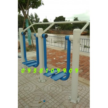 ĐI BỘ TRÊN KHÔNG ĐÔI