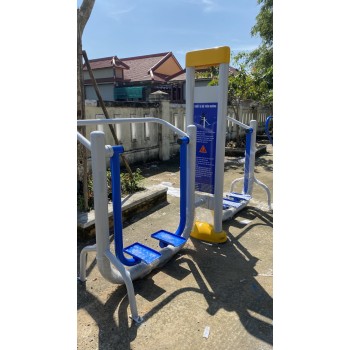 thiết bị đi bộ trên không đôi